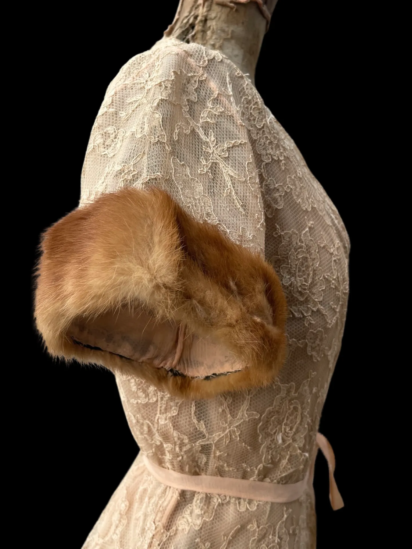 1930s Lace Mink Trim Wrap Peignoir