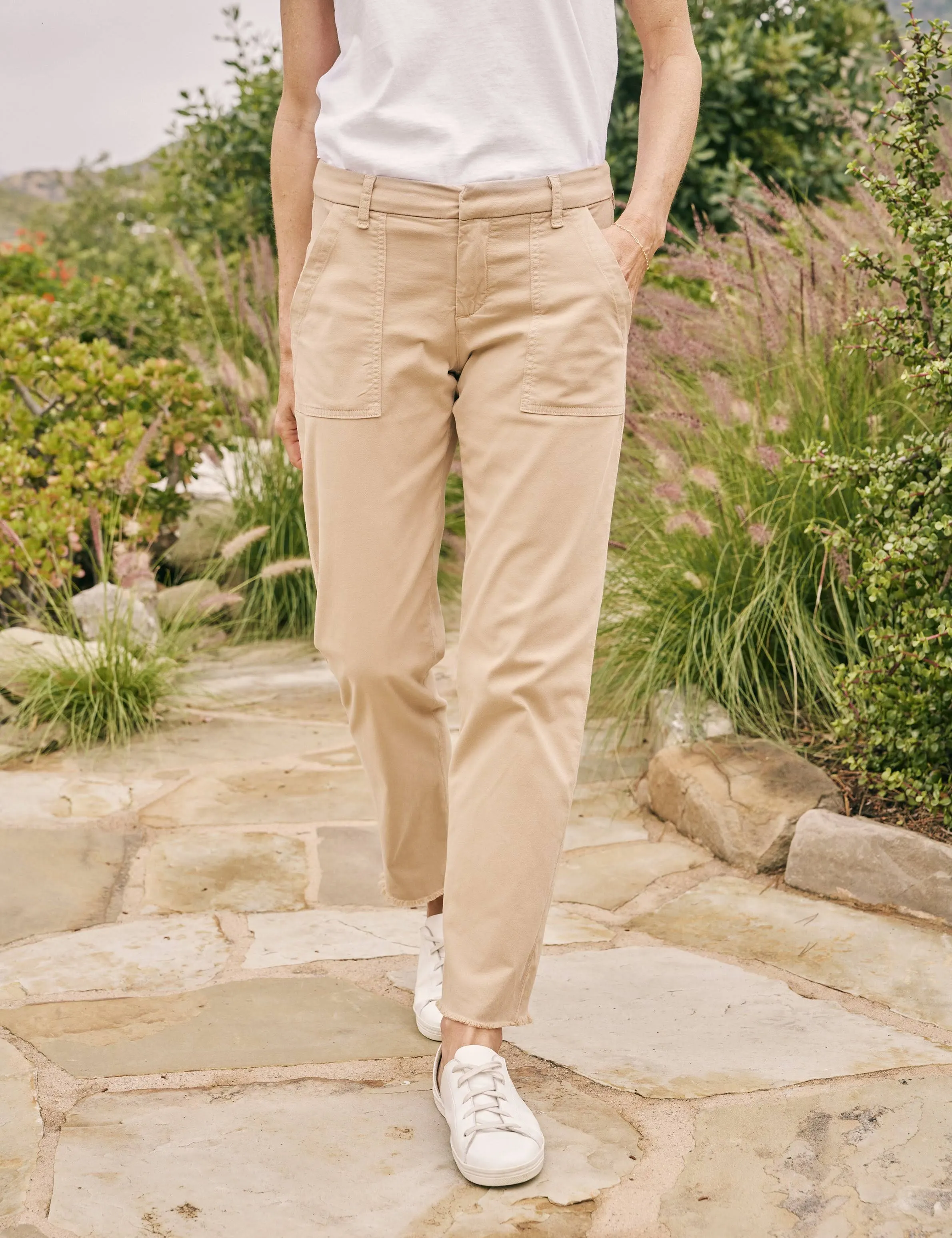Frank & Eileen Italian Utility Pant in Khaki