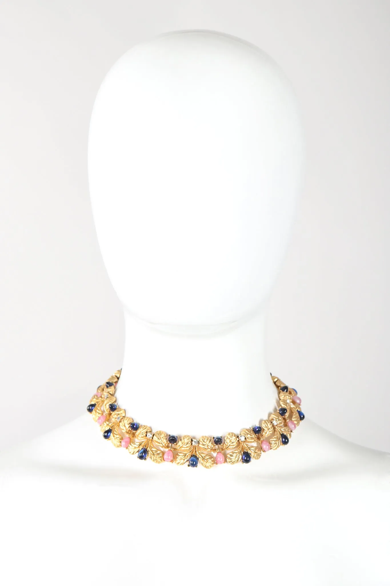 Hollywood Cabochon Collar