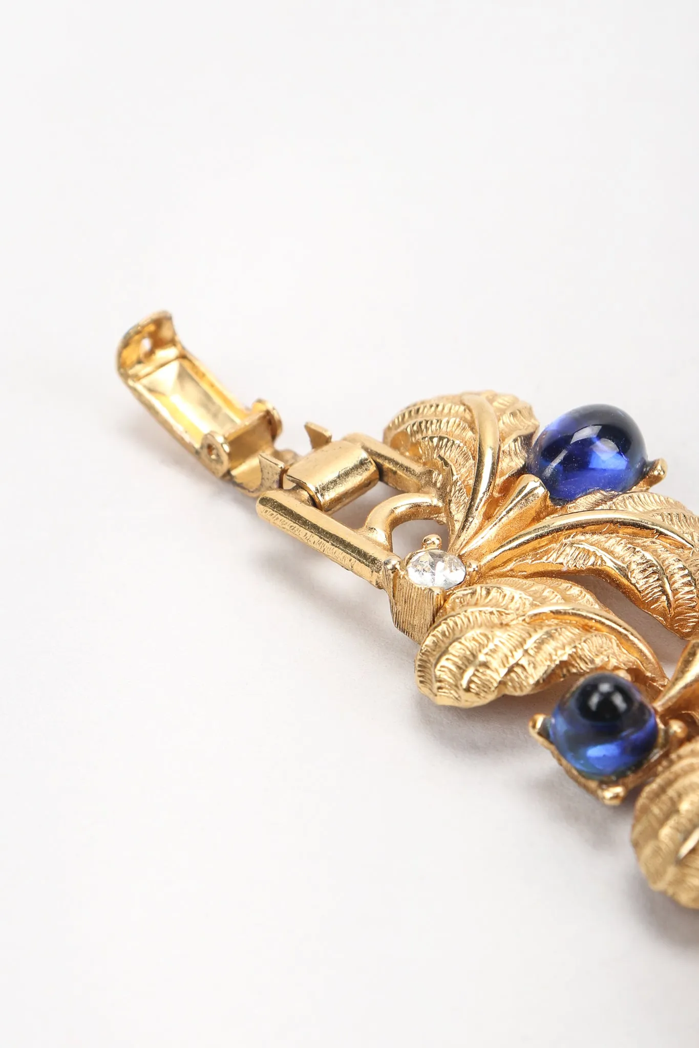 Hollywood Cabochon Collar