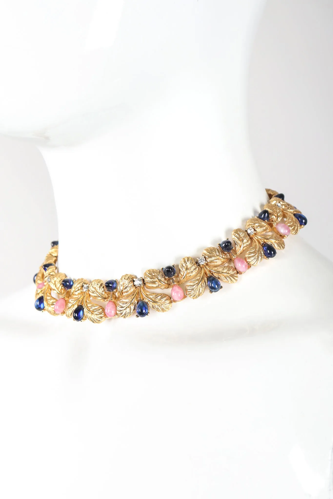 Hollywood Cabochon Collar