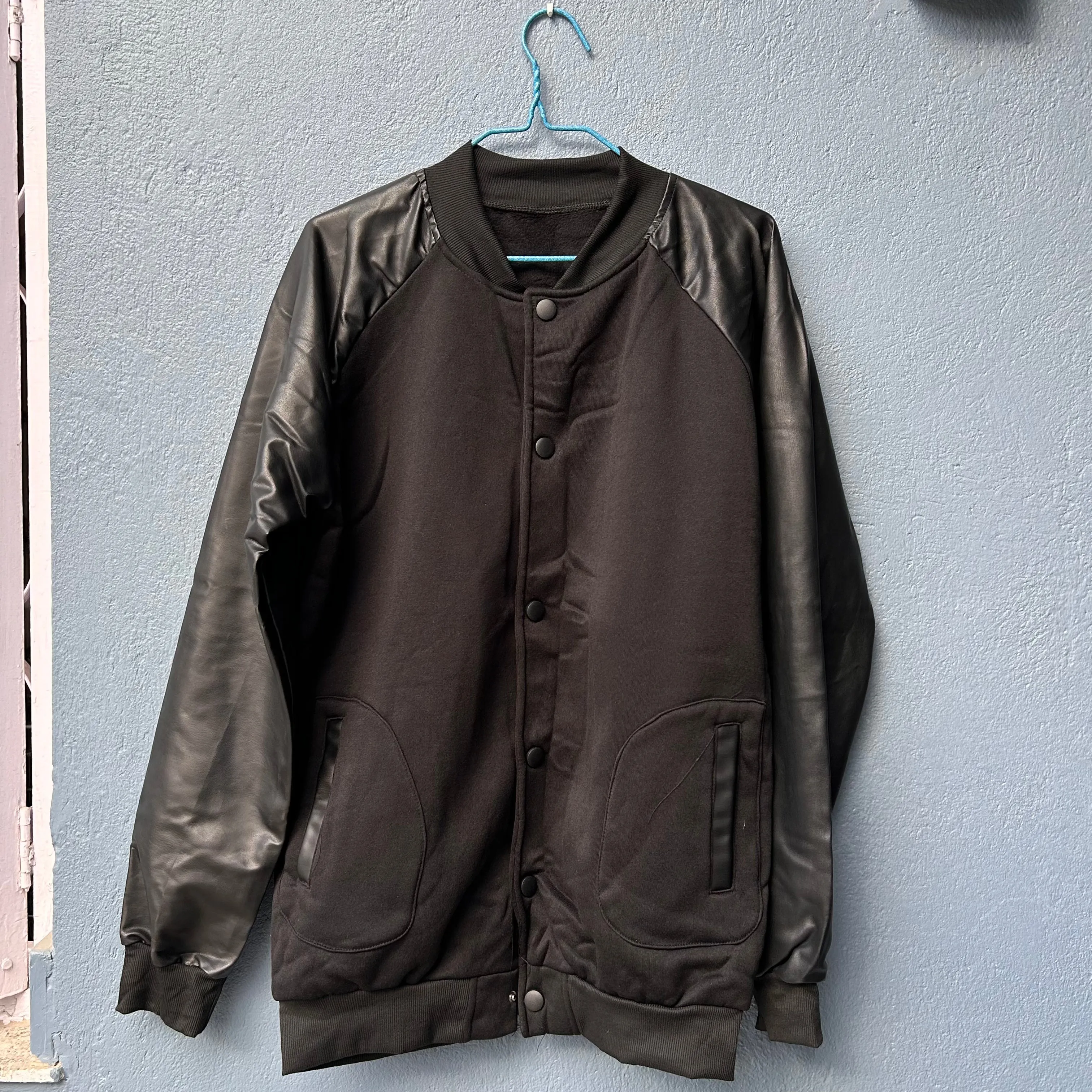 INSTOCK - Men's patchwork baseball jacket for autumn and winter.