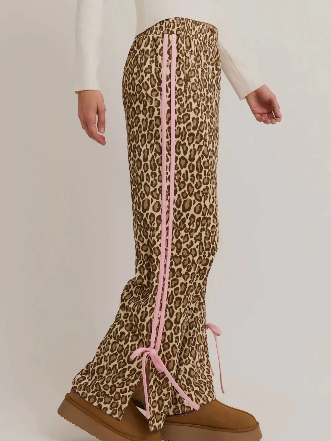 No Time for Games Pants: Leopard/Pink