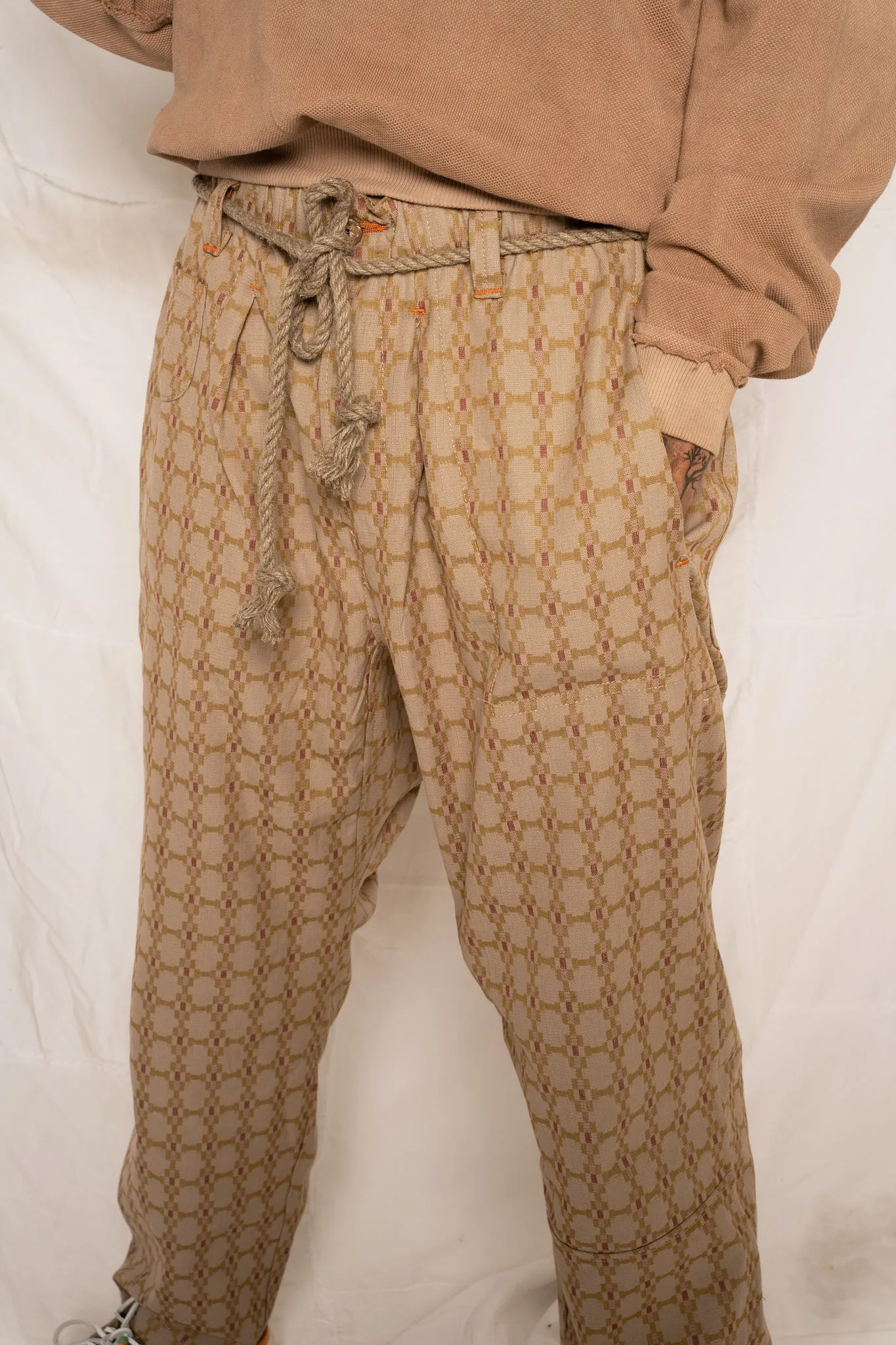 P65 Farmer Pleated Pants India Jacquard Khaki