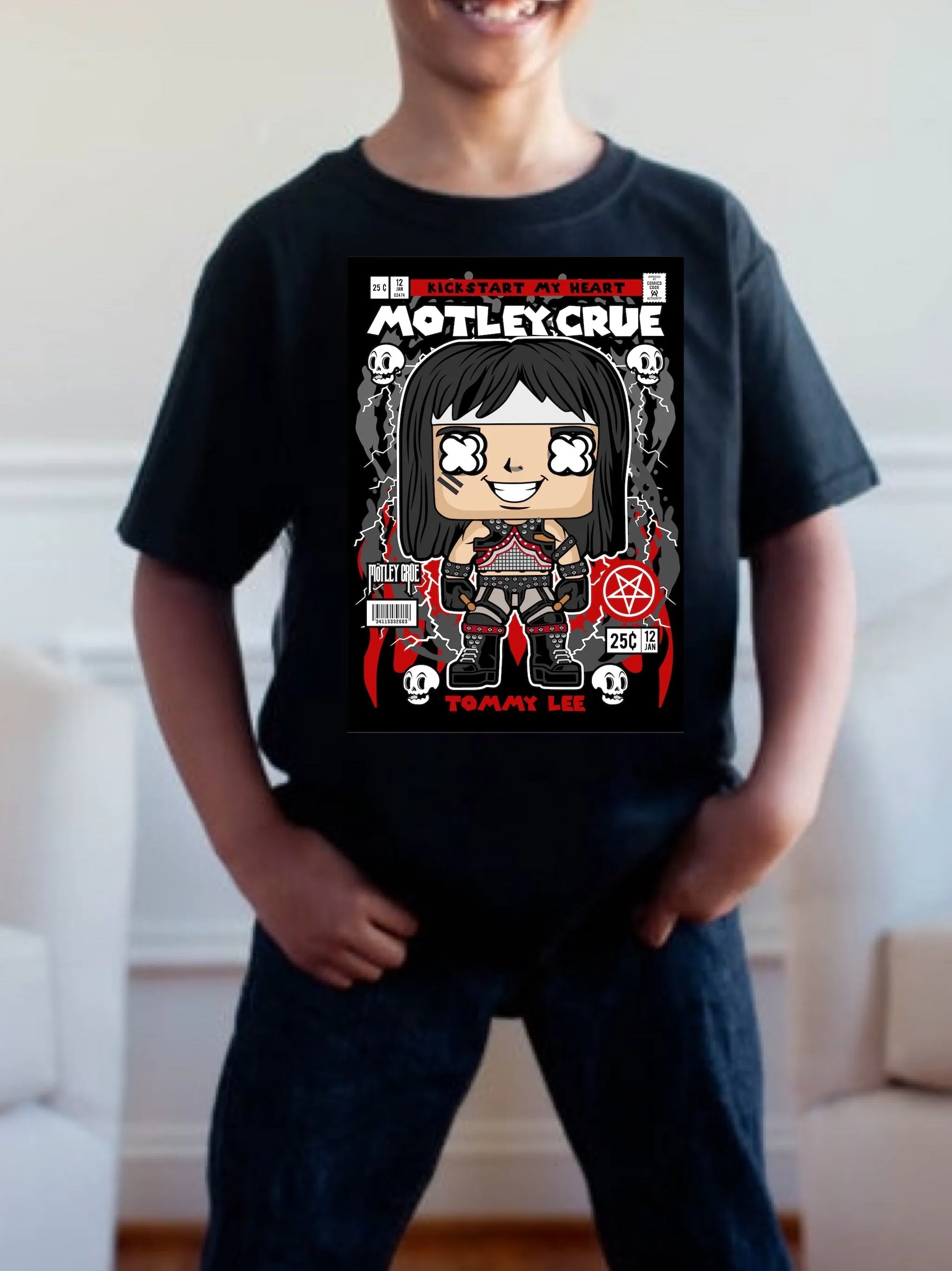 Pre order MOTLEY CRUE POP tee (tee as pictured ) 1.5 week -2 week Tat