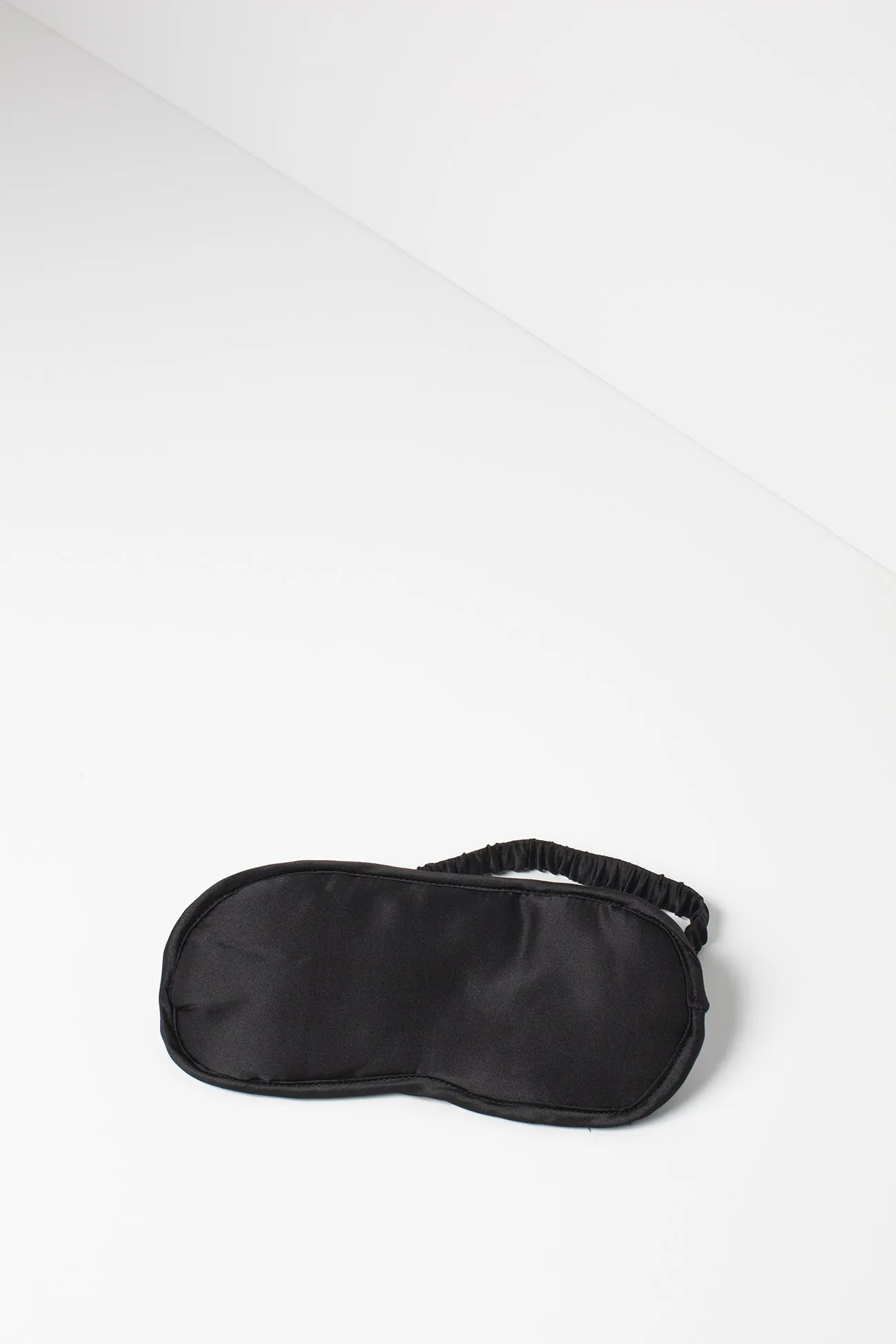 TRAVEL SET