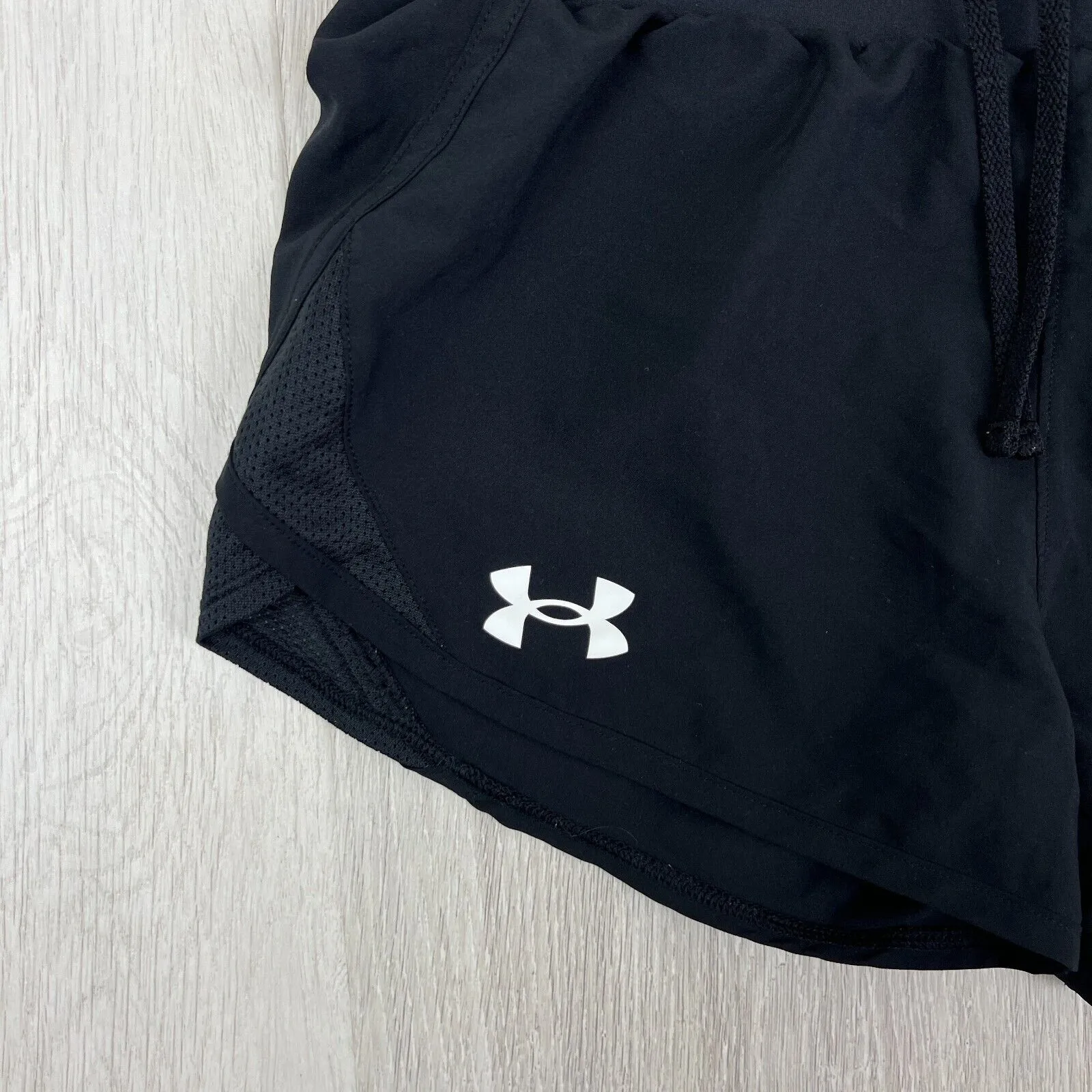 Under Armour Girls Black Athletic Shorts Size Youth Medium / 10-12 Years