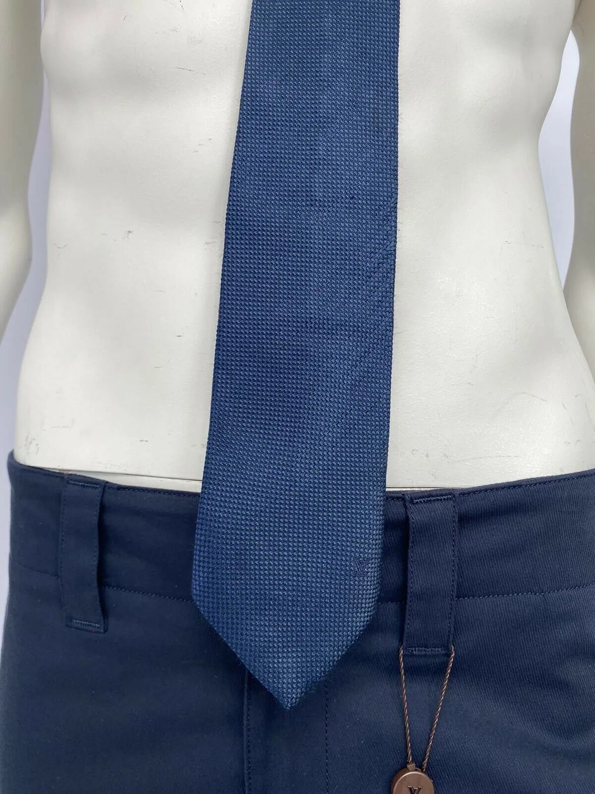 Uniformes Navy Woven 100% Silk Tie