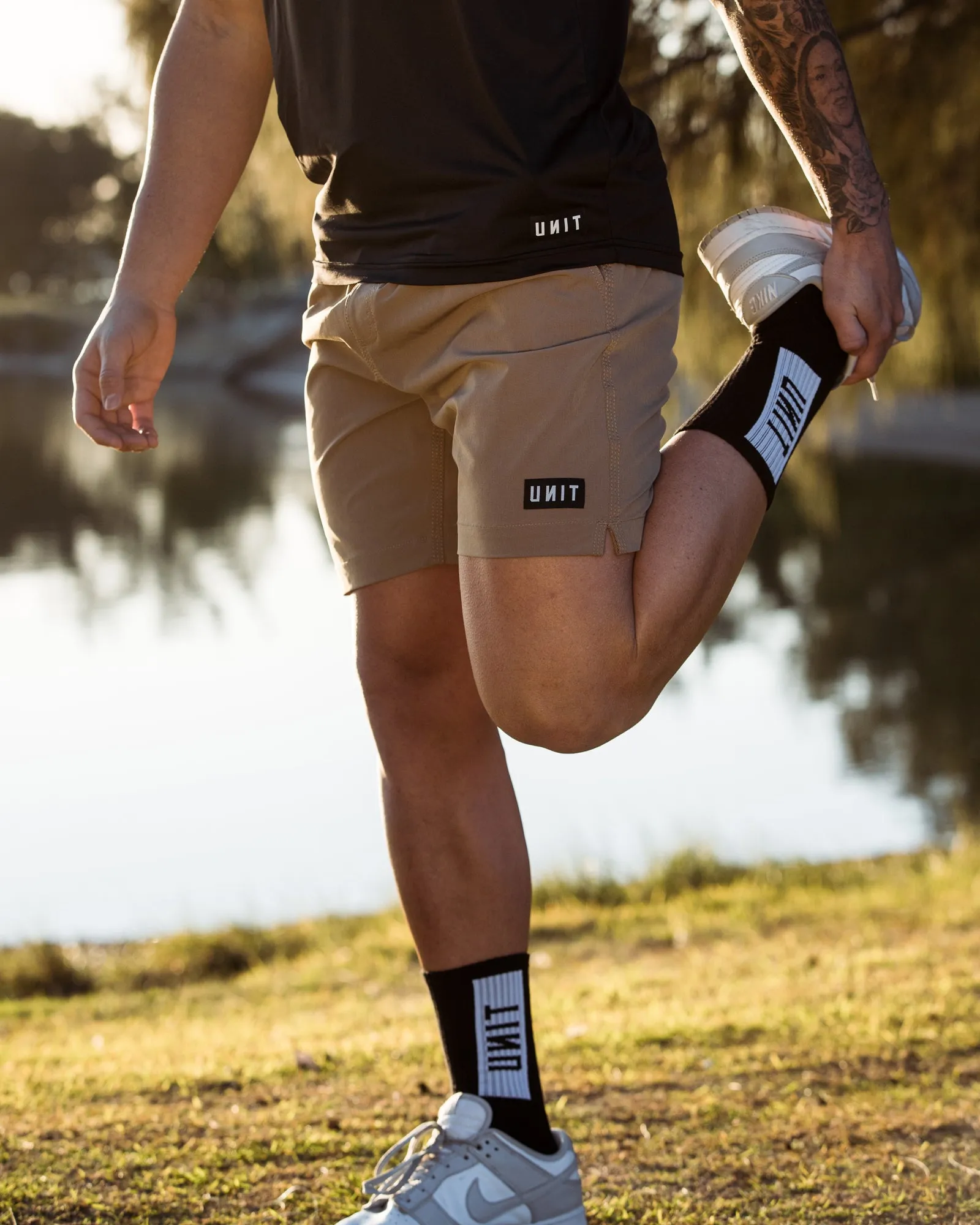 UNIT Mens Block Elastic 16" Shorts