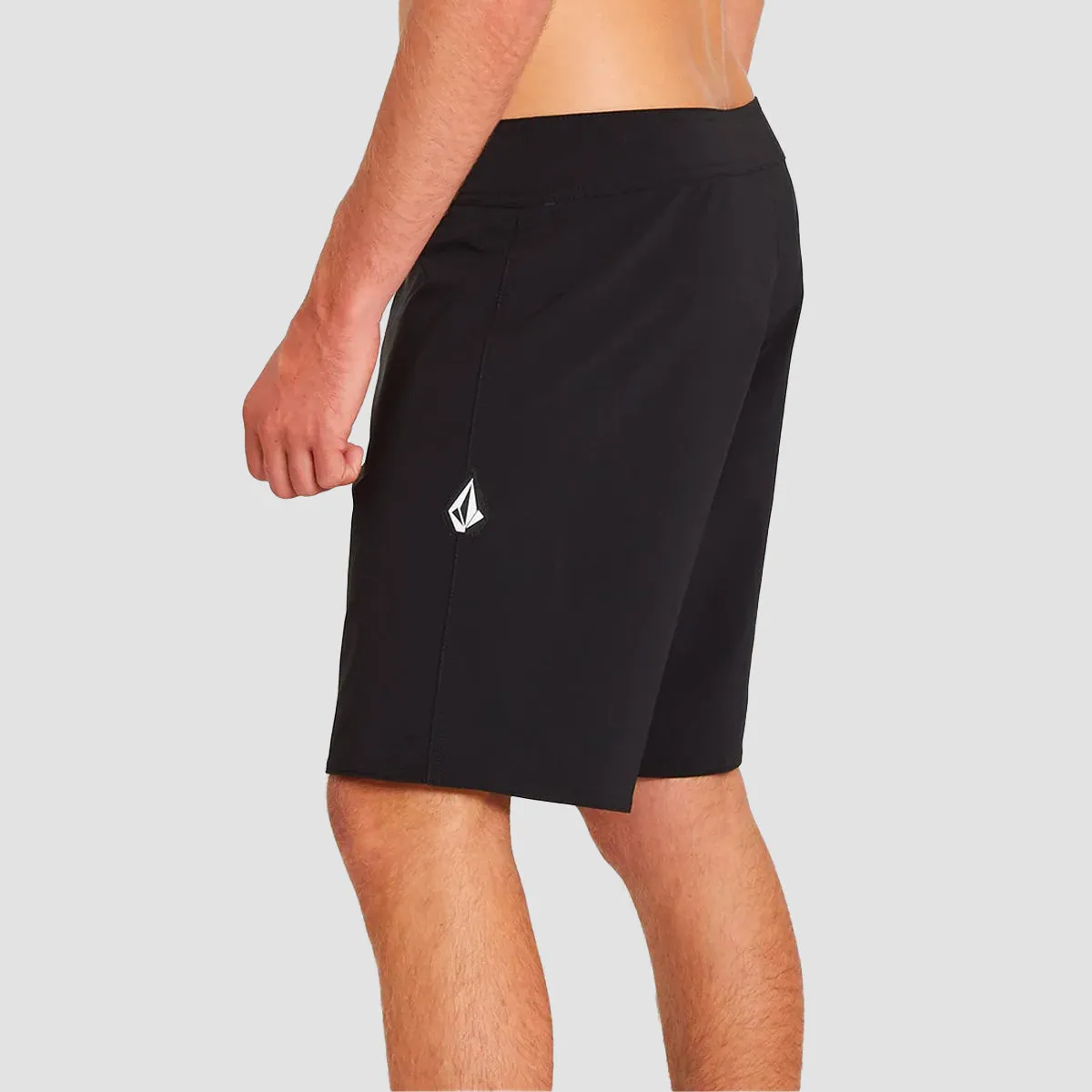 Volcom Lido Solid Mod 18" Boardshorts Black