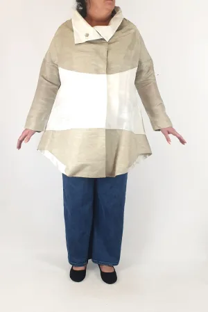 White beige jacket fits size 16-18