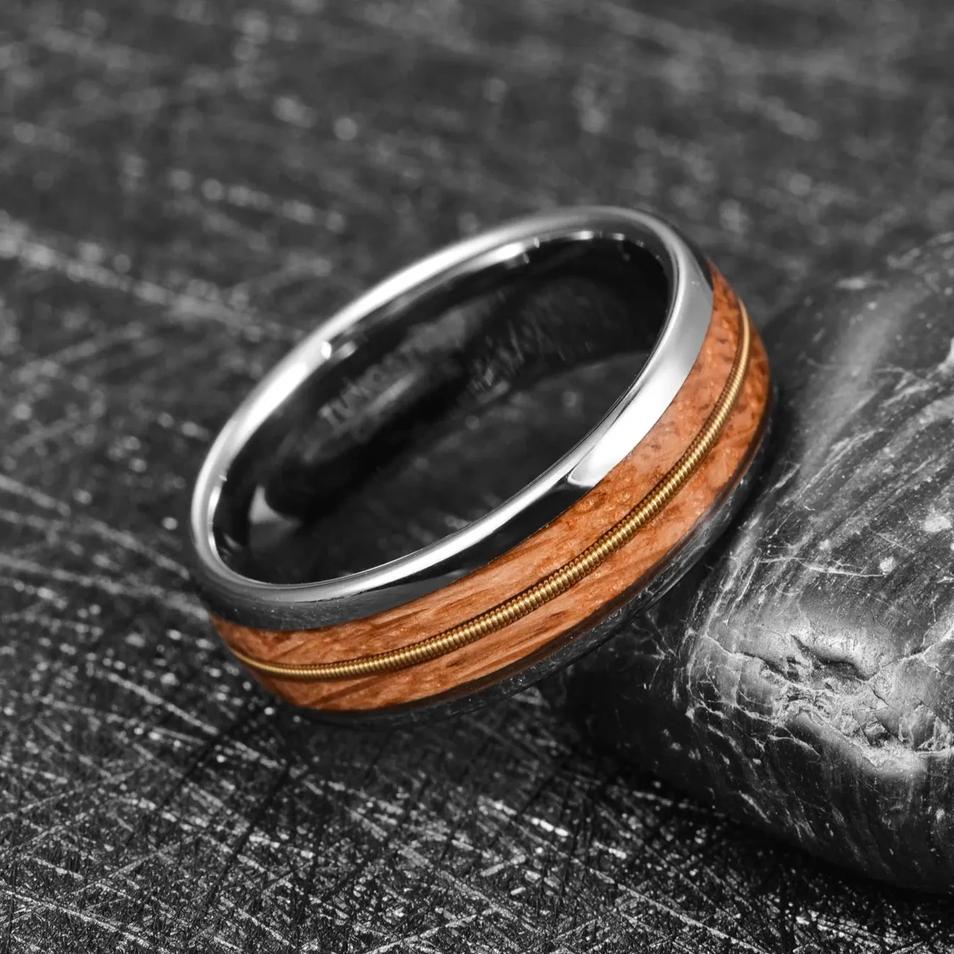 Wood & Guitar String Tungsten Men's Wedding Band